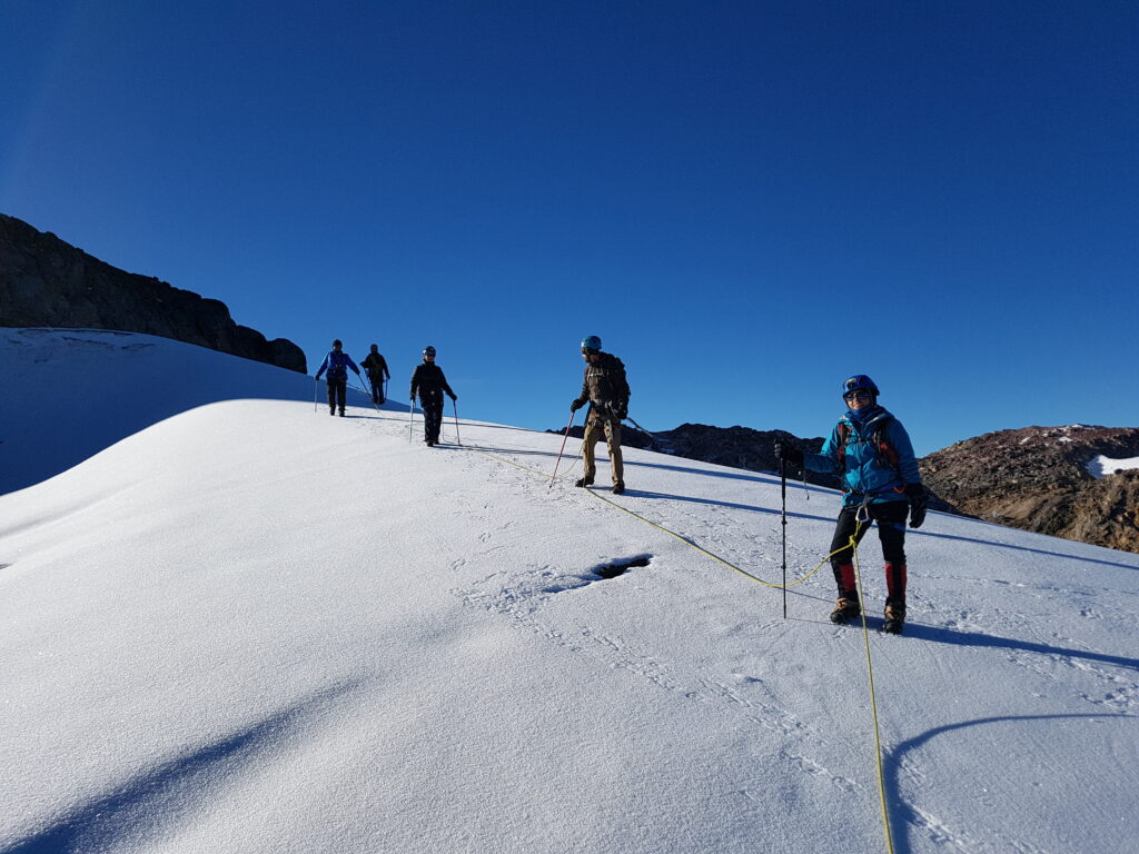 SANTA ISABEL SUMMIT ATTEMPT 2D1N