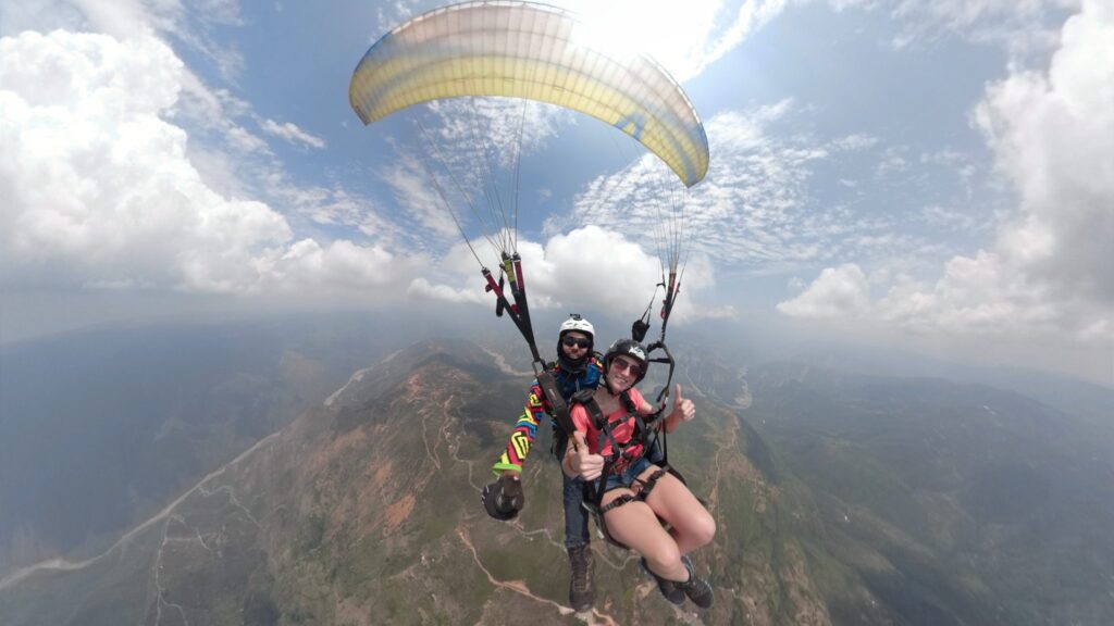 ADVENTURE 15D (B)